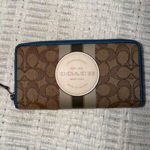 Coach Dempsey Accordion Zip Wallet